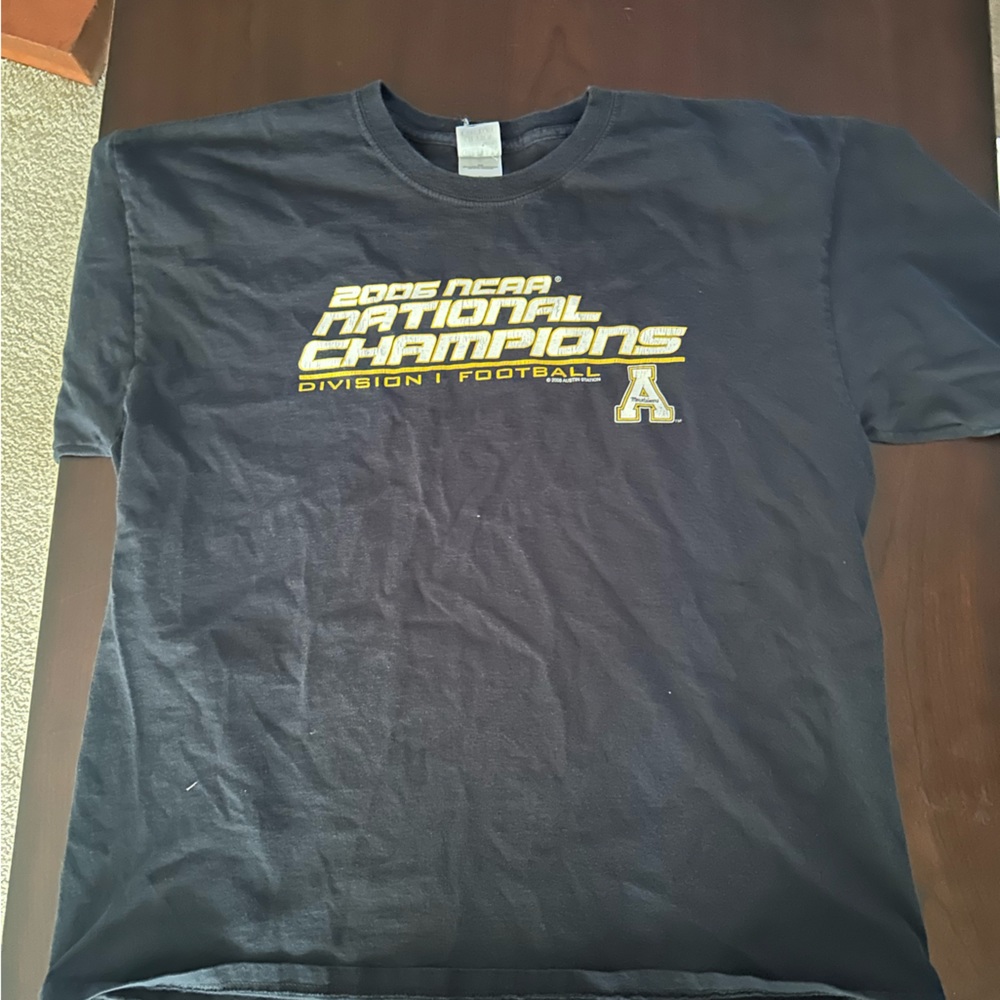 Vintage Mens 2006 App State National Football Championship Tee
